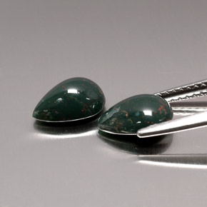 Achetez naturel ct vert héliotrope gems, en forme de poire, en provenance madagascar chez gemselect. en stock, livraison internationale!