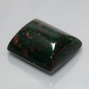 Héliotrope vert naturelle baguette, 18,65 ct, opaque