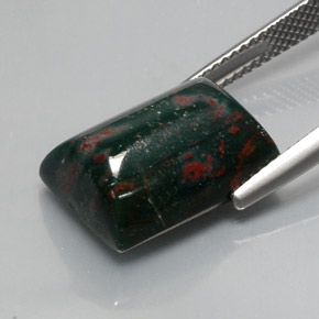 Héliotrope vert naturelle baguette, 10,72 ct, opaque