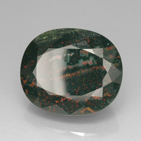 Héliotrope vert naturelle coupe ovale, 76,20 ct, opaque
