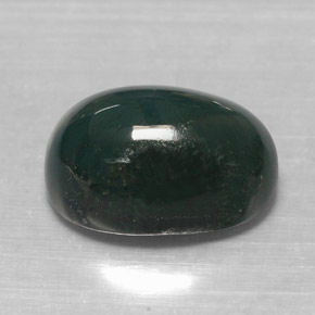 Héliotrope vert naturelle coupe ovale, 7,81 ct, opaque