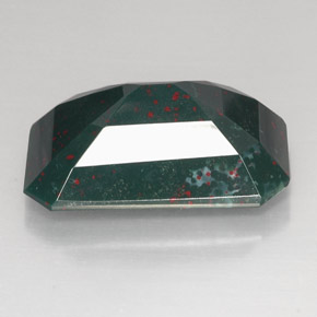 Pierre de sang Vert Tacheté naturelle Taille émeraude, 34.37 ct, Opaque