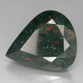 Héliotrope vert naturelle en forme de poire, 39,03 ct, opaque