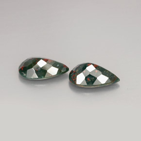 Achetez naturel ct Vert Tacheté Pierre de sang gems, En forme de poire, En provenance Madagascar chez GemSelect. En stock, livraison internationale!