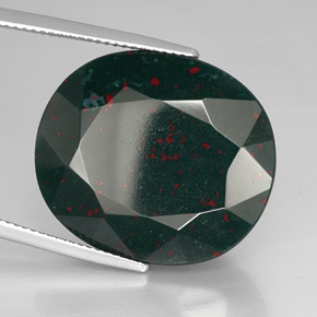Héliotrope vert naturelle coupe ovale, 30,31 ct, opaque