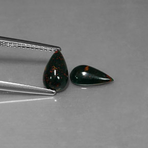 Achetez naturel ct vert héliotrope gems, en forme de poire, en provenance madagascar chez gemselect. en stock, livraison internationale!