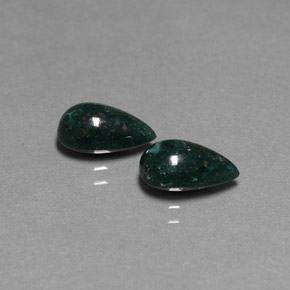 Achetez naturel ct Vert Tacheté Pierre de sang gems, En forme de poire, En provenance Madagascar chez GemSelect. En stock, livraison internationale!