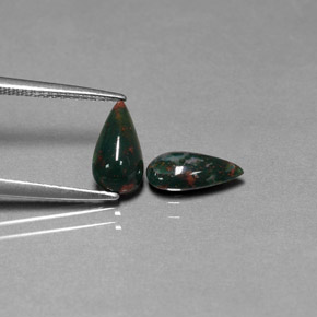 Achetez naturel ct vert héliotrope gems, en forme de poire, en provenance madagascar chez gemselect. en stock, livraison internationale!