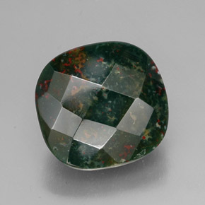 Héliotrope vert naturelle coupe coussin, 27,80 ct, opaque