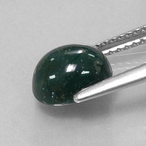 Héliotrope vert tacheté naturelle coupe ovale, 1,90 ct, opaque