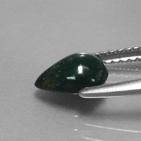 Héliotrope vert naturelle en forme de poire, 0,70 ct, opaque