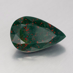 Héliotrope vert naturelle en forme de poire, 3,10 ct, opaque