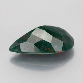 Héliotrope vert naturelle en forme de poire, 3,10 ct, opaque