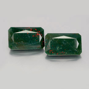 Achetez naturel ct Vert Tacheté Pierre de sang gems, Taille émeraude, En provenance Madagascar chez GemSelect. En stock, livraison internationale!