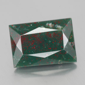 Héliotrope vert naturelle baguette, 4,82 ct, opaque
