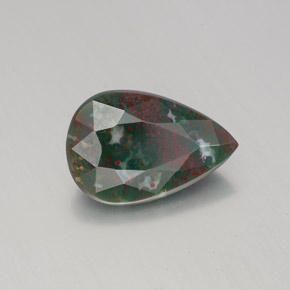 Pierre de sang Vert Tacheté naturelle En forme de poire, 1.78 ct, Opaque