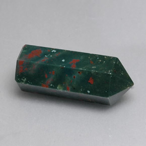 Héliotrope vert naturelle forme fantaisie, 17,51 ct, opaque