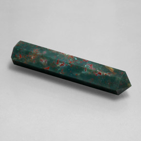 Héliotrope vert naturelle forme fantaisie, 15,50 ct, opaque
