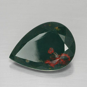 Héliotrope vert naturelle en forme de poire, 7,08 ct, opaque
