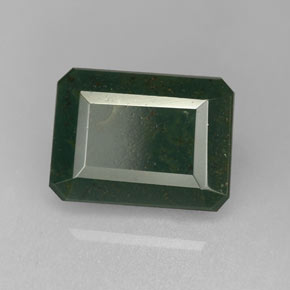 Héliotrope vert naturelle taille émeraude, 2,72 ct, opaque