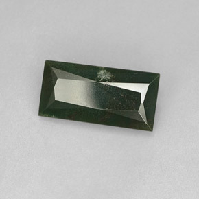 Héliotrope vert naturelle baguette, 3,19 ct, opaque