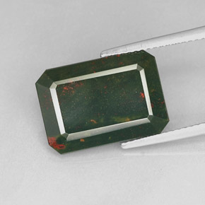 Héliotrope vert naturelle taille émeraude, 7,68 ct, opaque