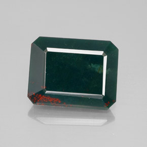 Pierre de sang Vert Tacheté naturelle Taille émeraude, 9.78 ct, Opaque