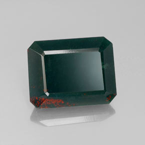 Pierre de sang Vert Tacheté naturelle Taille émeraude, 9.78 ct, Opaque