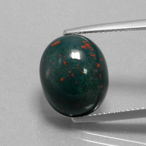 Héliotrope vert naturelle coupe ovale, 9,64 ct, opaque