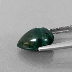 Héliotrope vert naturelle en forme de poire, 2,83 ct, opaque
