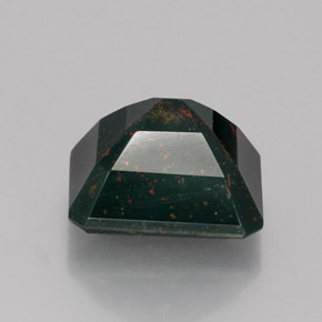 Héliotrope vert naturelle taille émeraude, 5,54 ct, opaque