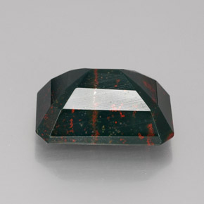 Pierre de sang Vert Tacheté naturelle Taille émeraude, 9.75 ct, Opaque