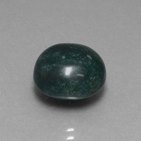 Pierre de sang Vert foncé naturelle Coupe roude, 8.75 ct, Opaque