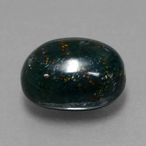 Héliotrope vert naturelle coupe ovale, 9,10 ct, opaque