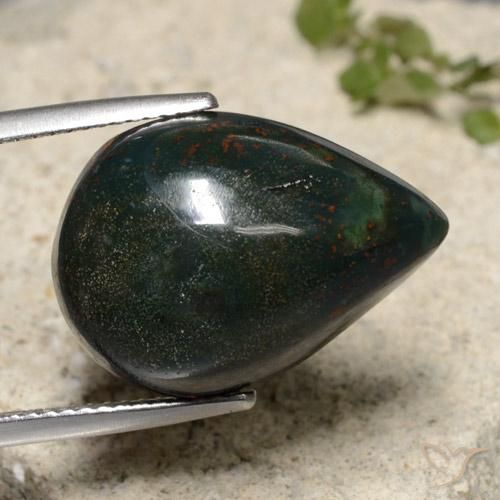 Pierre de sang Vert foncé naturelle En forme de poire, 15.14 ct, Opaque