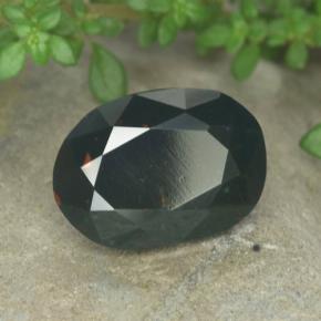 Héliotrope vert naturelle coupe ovale, 6,53 ct, opaque