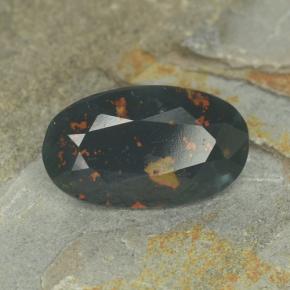 Héliotrope vert naturelle coupe ovale, 3,97 ct, opaque