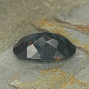 Héliotrope vert naturelle coupe ovale, 3,97 ct, opaque