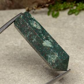 Héliotrope vert naturelle forme fantaisie, 18,43 ct, opaque