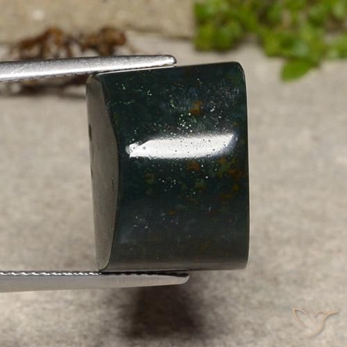 22.60ct Naturel Vert foncé Pierre de sang, Baquette, Opaque