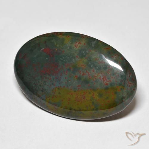Pierre de sang Vert et rouge naturelle ovale, 29.70 ct, Opaque