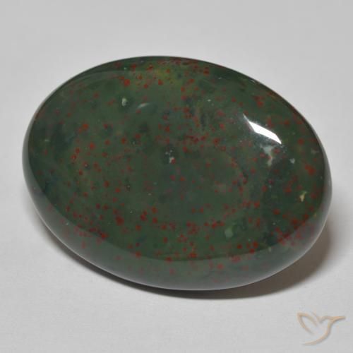 Pierre de sang Vert avec rouge naturelle ovale, 27.94 ct, Opaque