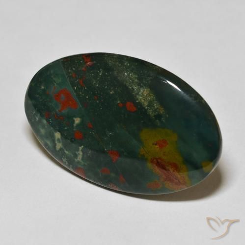 Pierre de sang Vert foncé naturelle ovale, 38.07 ct, Opaque