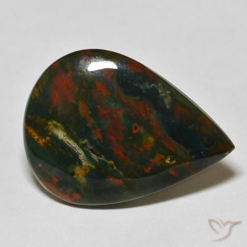26.03ct Naturel Vert et rouge Pierre de sang, En forme de poire, Opaque