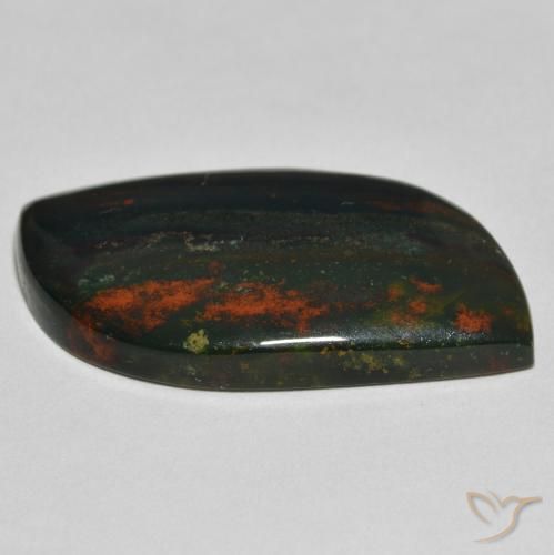 Pierre de sang Vert et rouge naturelle Forme fantaisie, 26.95 ct, Opaque