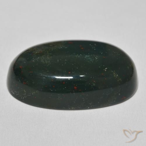 Pierre de sang Vert foncé naturelle ovale, 37.80 ct, Opaque