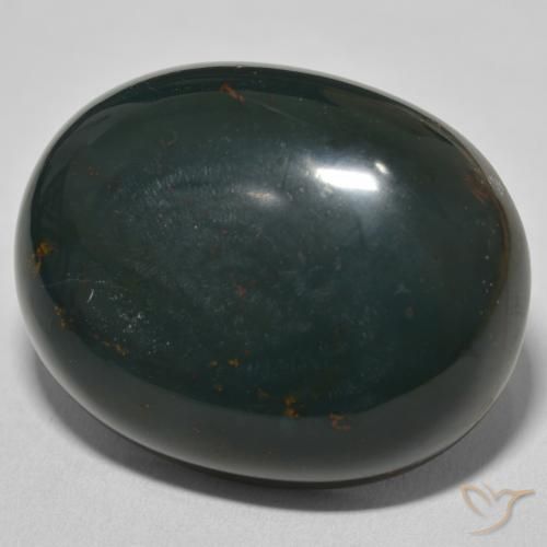Pierre de sang Vert foncé moyen naturelle ovale, 53.44 ct, Opaque