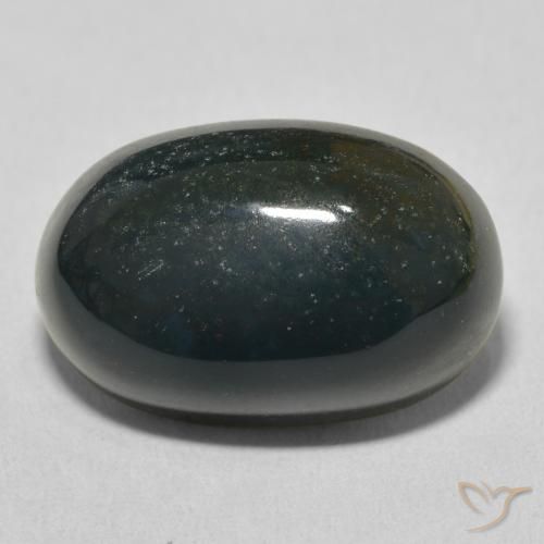 15.71ct Naturel Forêt verte Pierre de sang, ovale, Opaque