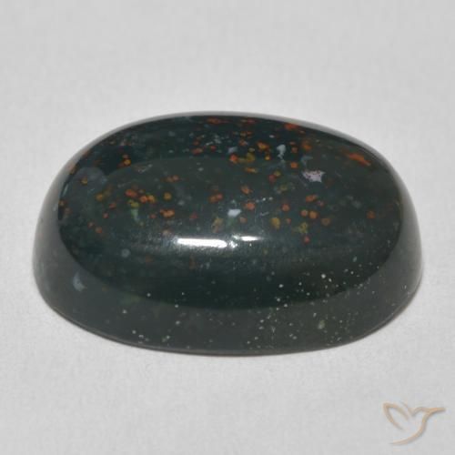 Pierre de sang Forêt verte naturelle ovale, 19.08 ct, Opaque
