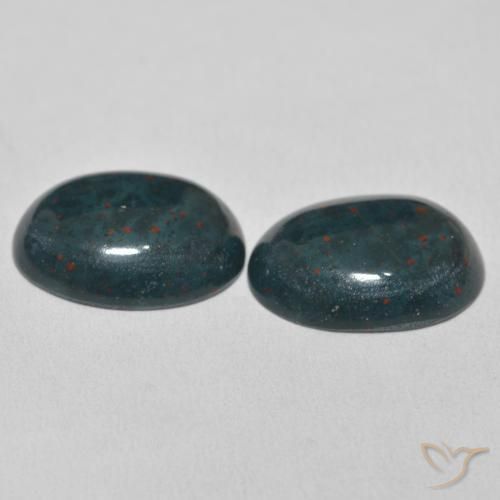 Shop natural 17.33ct Vert foncé Pierre de sang gems, ovale, from Madagascar at GemSelect. In stock, global shipping!